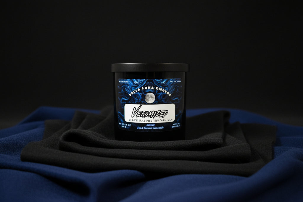 Venomized - 9.5oz Candle