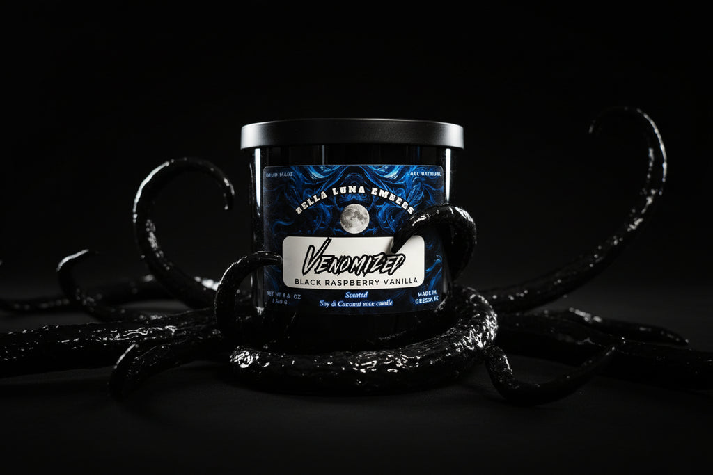 Venomized - 9.5oz Candle